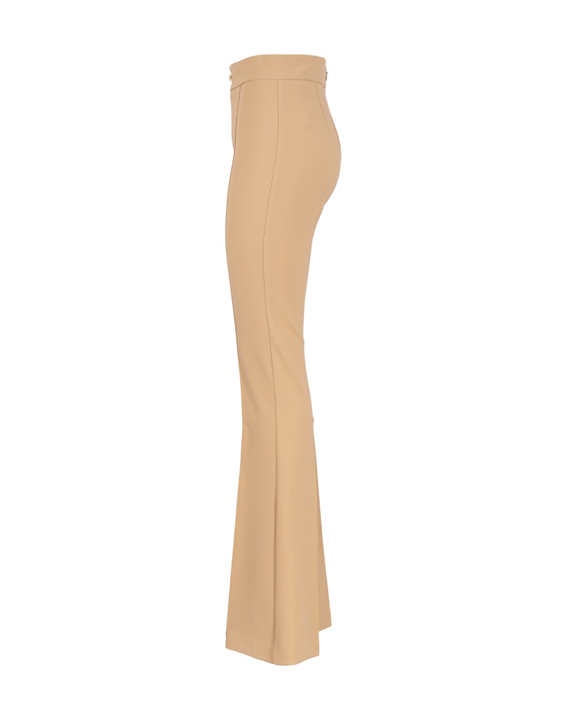 shop ELISABETTA FRANCHI Saldi Pantalone: Elisabetta Franchi pantalone a zampetta in doppio crepe.
Vita alta.
Doppio crepe stretch.
Fascione a vita alta.
Accessorio logo centrale.
Vestibilità aderente.
Composizione: 94% Viscosa 06% Elastane.
Fabbricato in Italia.. PA01121E2-470 number 1287550